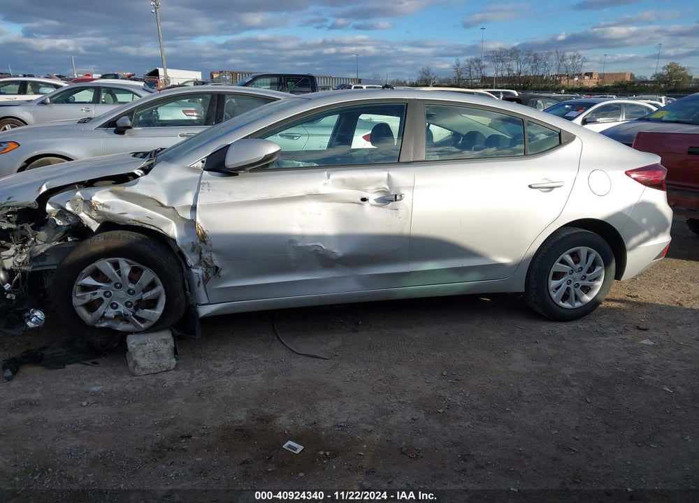 2019 HYUNDAI ELANTRA SE VIN: 5NPD74LF2KH424564