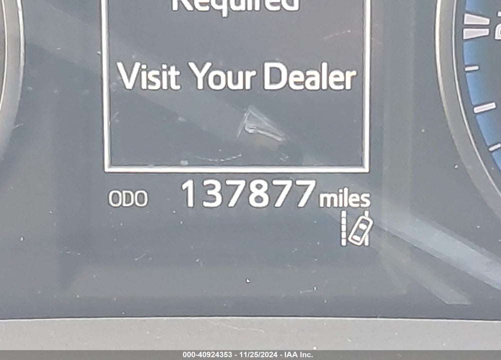 2017 TOYOTA RAV4 LE VIN: 2T3BFREV8HW671360