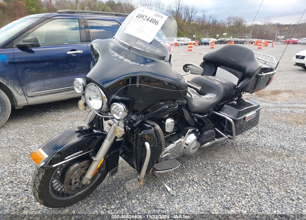 2013 HARLEY-DAVIDSON FLHTK ELECTRA GLIDE ULTRA LTD VIN: 1HD1KEM17DB605821