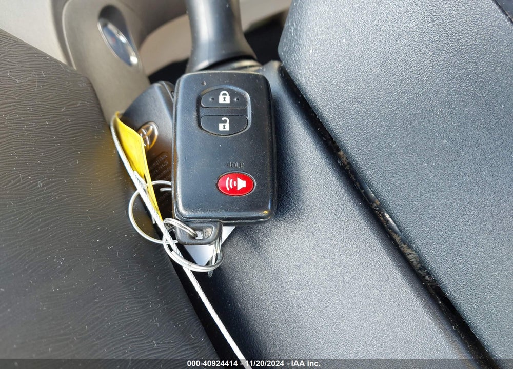 2013 TOYOTA PRIUS THREE VIN: JTDKN3DUXD5690356