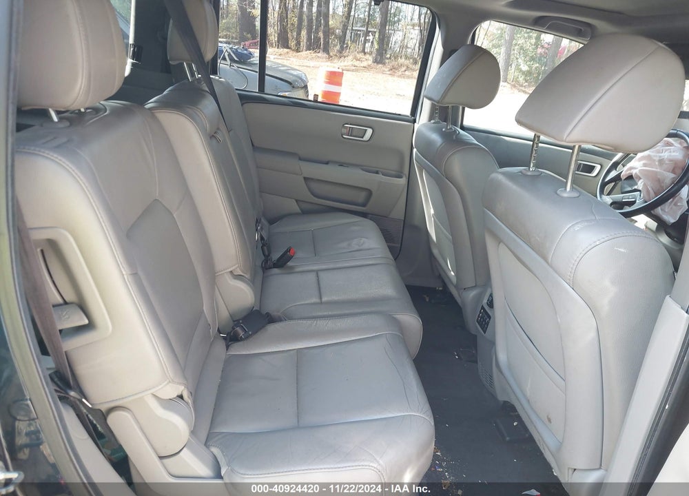 2012 HONDA PILOT TOURING VIN: 5FNYF4H94CB020835