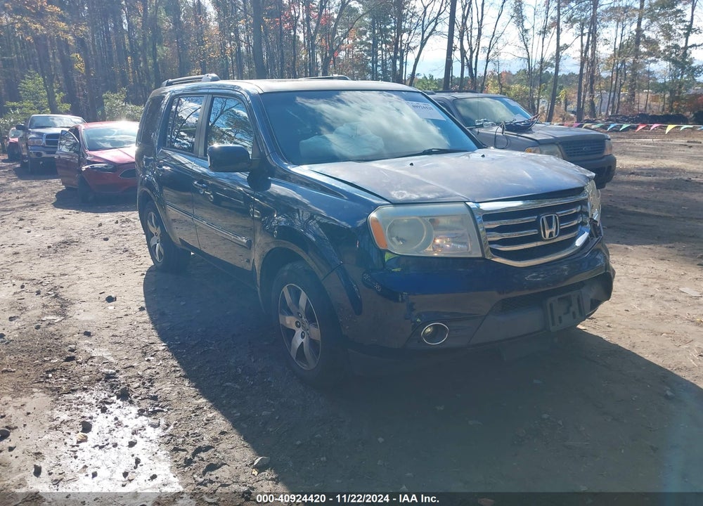 2012 HONDA PILOT TOURING VIN: 5FNYF4H94CB020835