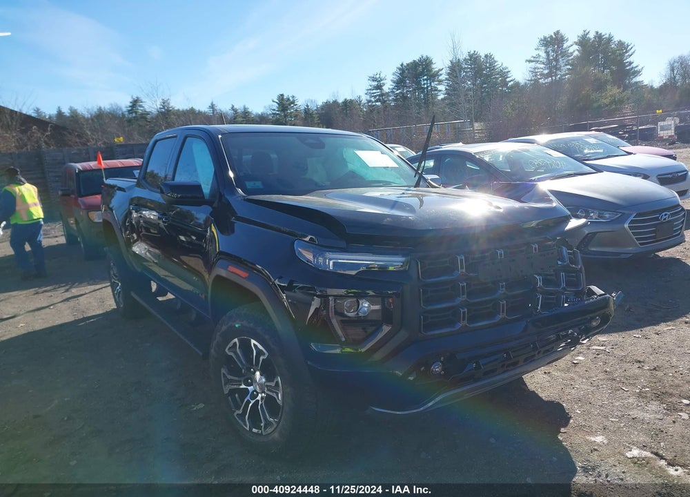 2023 GMC CANYON 4WD SHORT BOX AT4 VIN: 1GTP6DEKXP1253992