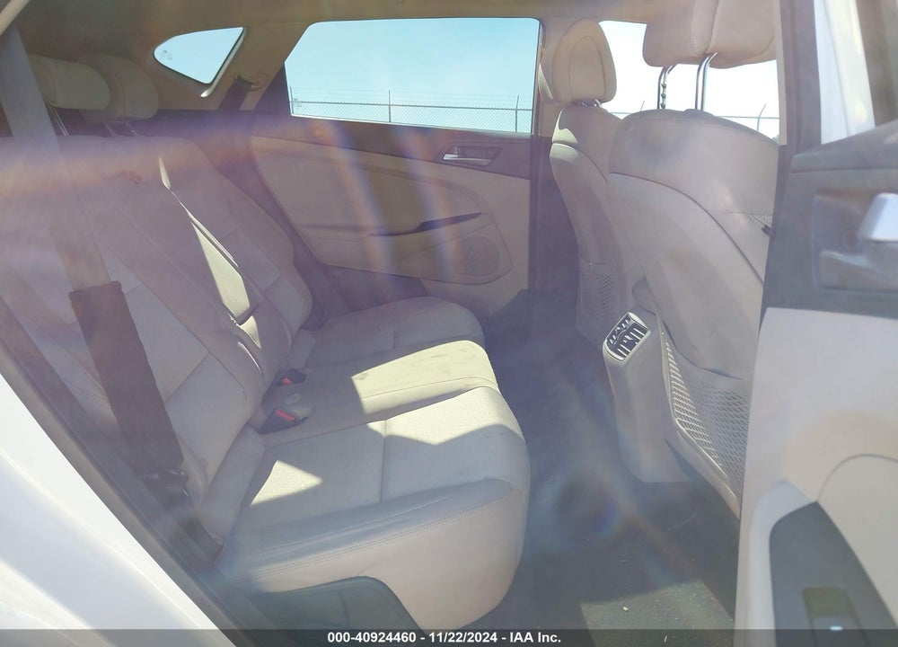 2017 HYUNDAI TUCSON VALUE VIN: KM8J33A26HU574857