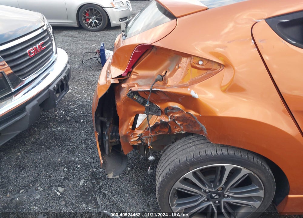 2016 HYUNDAI VELOSTER VIN: KMHTC6AE4GU302911