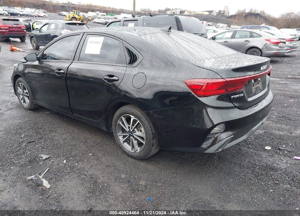 2023 KIA FORTE LXS VIN: 3KPF24AD4PE523116