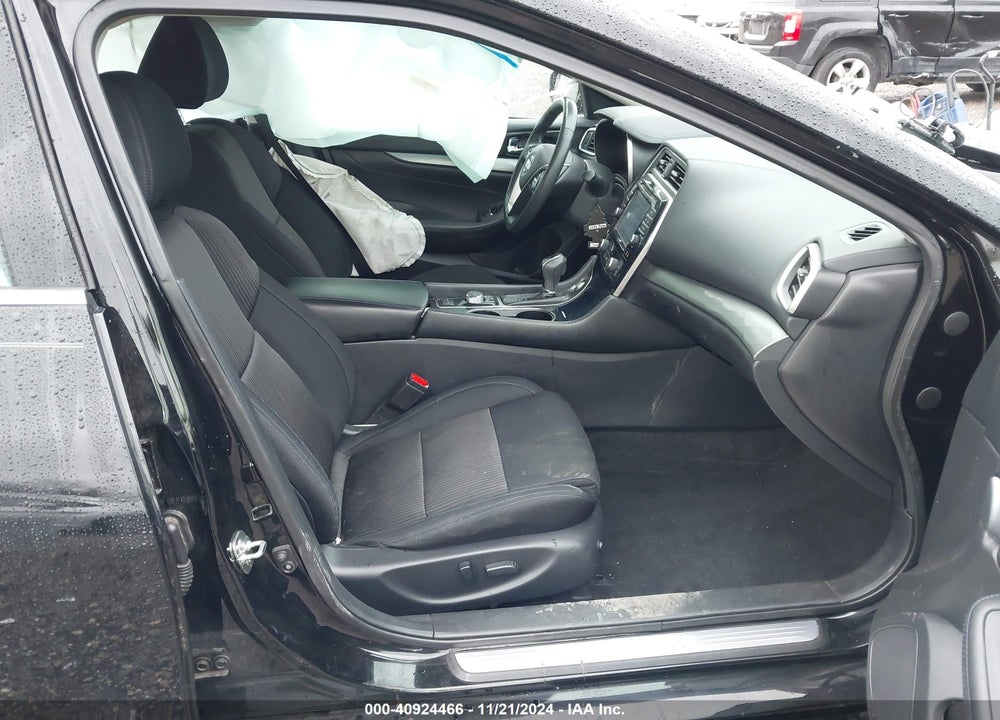 2018 NISSAN MAXIMA 3.5 S VIN: 1N4AA6AP2JC406853
