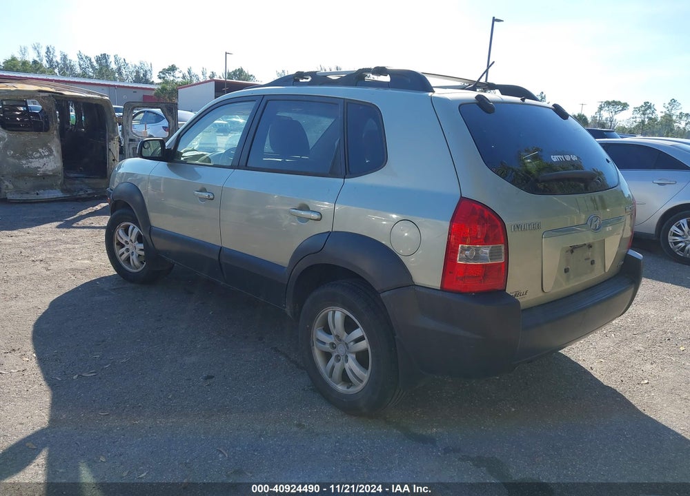 2007 HYUNDAI TUCSON LIMITED/SE VIN: KM8JN72D77U544685