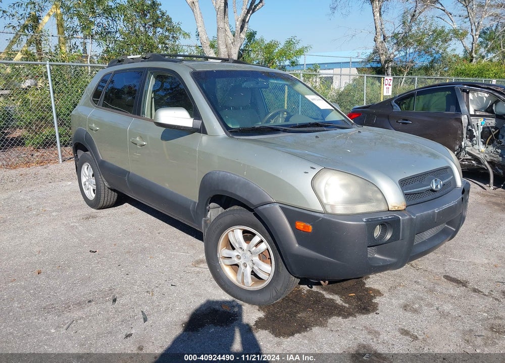 2007 HYUNDAI TUCSON LIMITED/SE VIN: KM8JN72D77U544685
