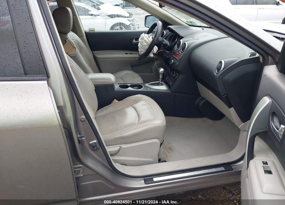 2010 NISSAN ROGUE SL VIN: JN8AS5MV1AW120099