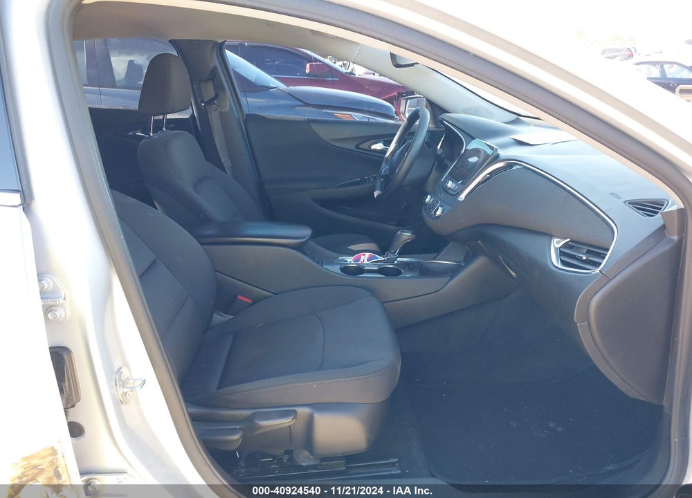 2020 CHEVROLET MALIBU VIN: 1G1ZD5ST4LF030791