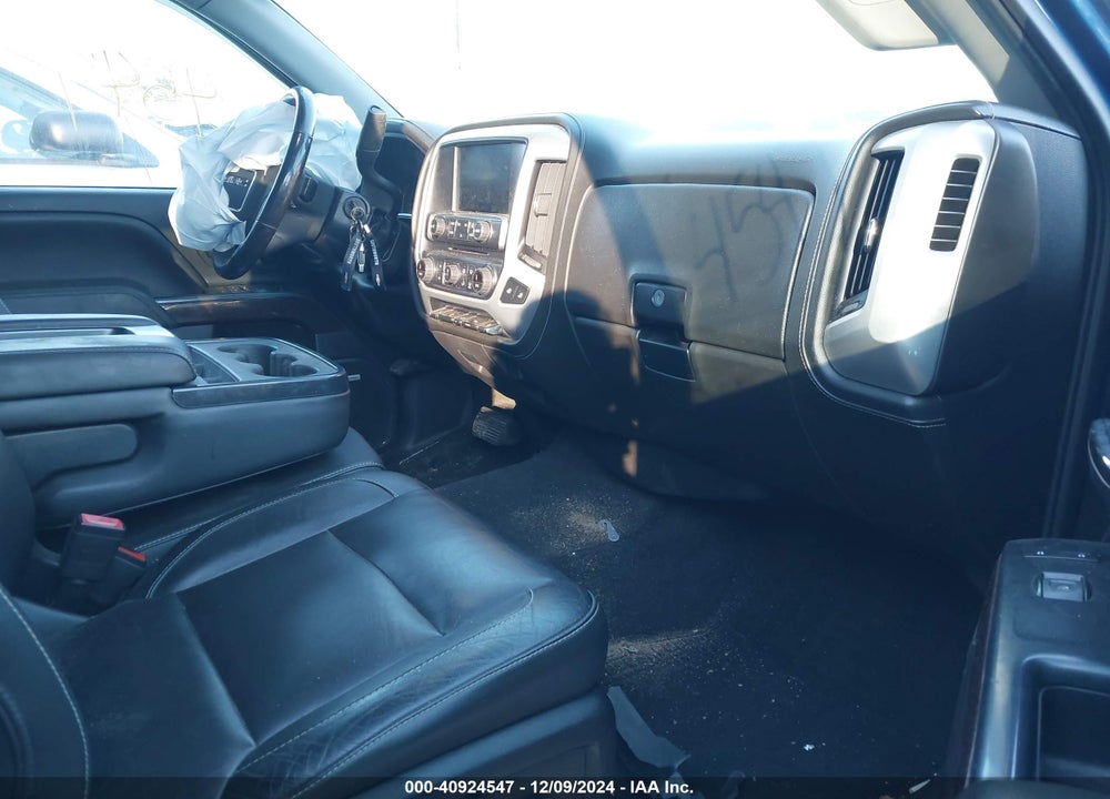 2018 GMC SIERRA 1500 SLT VIN: 3GTU2NEC1JG291634