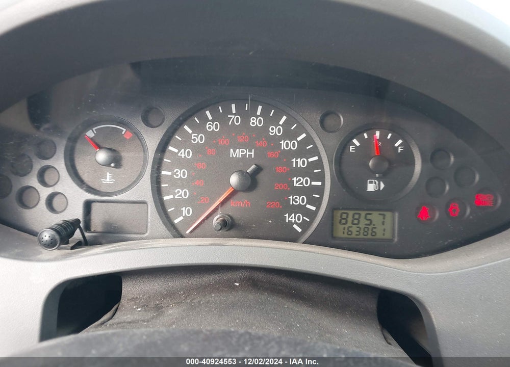 2005 FORD FOCUS ZX4 VIN: 1FAFP34N35W122942