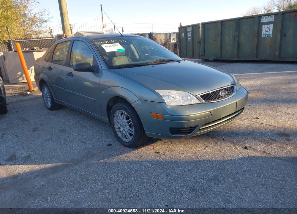 2005 FORD FOCUS ZX4 VIN: 1FAFP34N35W122942