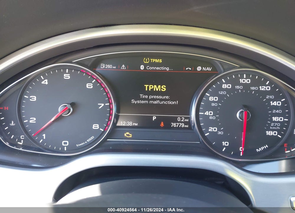 2015 AUDI A8 VIN: WAUJ2AFD9FN012641