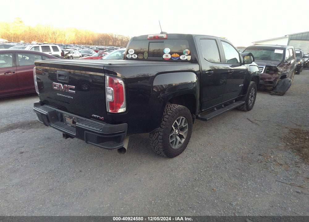 2022 GMC CANYON 4WD SHORT BOX AT4 - LEATHER VIN: 1GTP6FE1XN1121024