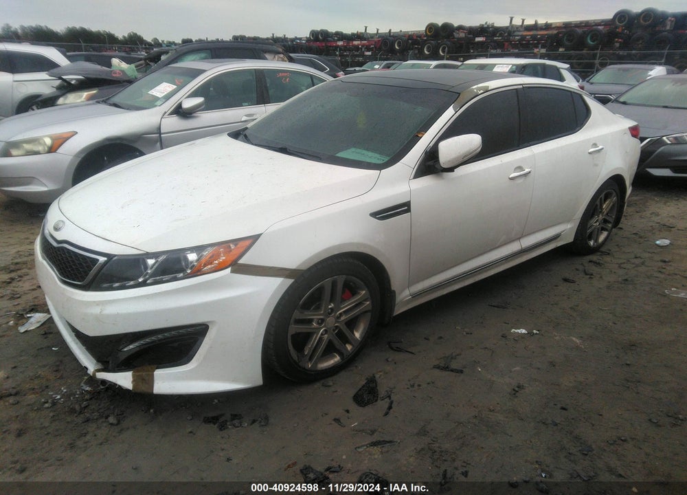 2013 KIA OPTIMA SX VIN: 5XXGR4A61DG177403