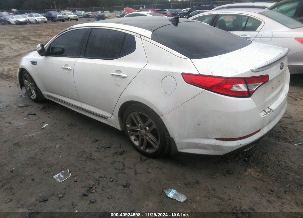 2013 KIA OPTIMA SX VIN: 5XXGR4A61DG177403