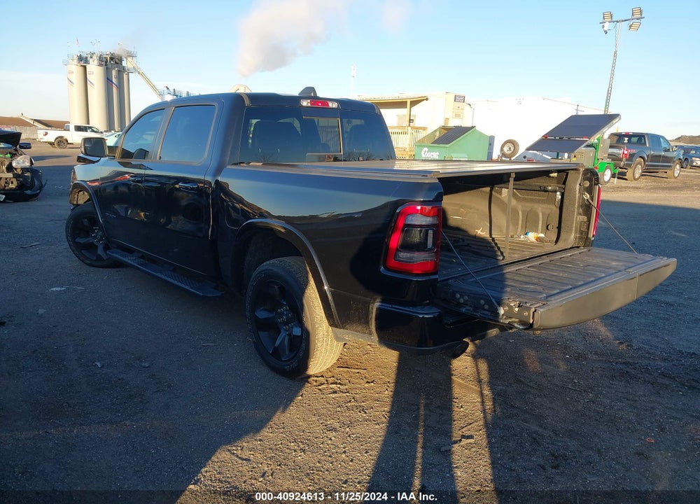 2019 RAM 1500 LAIE  4X4 5'7 BOX VIN: 1C6SRFJT7KN909828