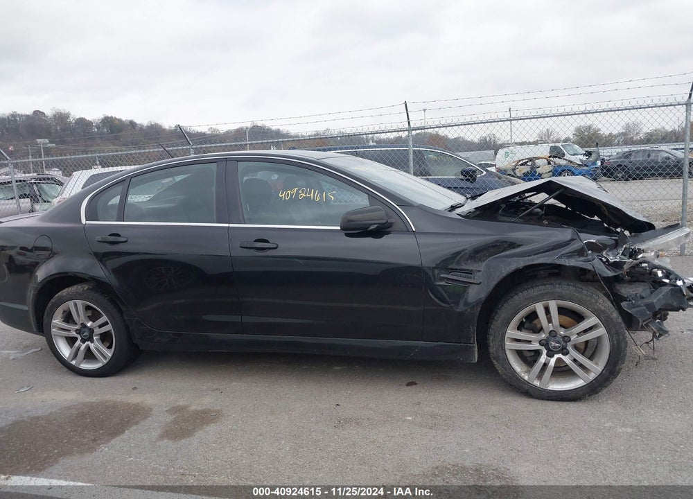 2009 PONTIAC G8 VIN: 6G2ER57719L190602