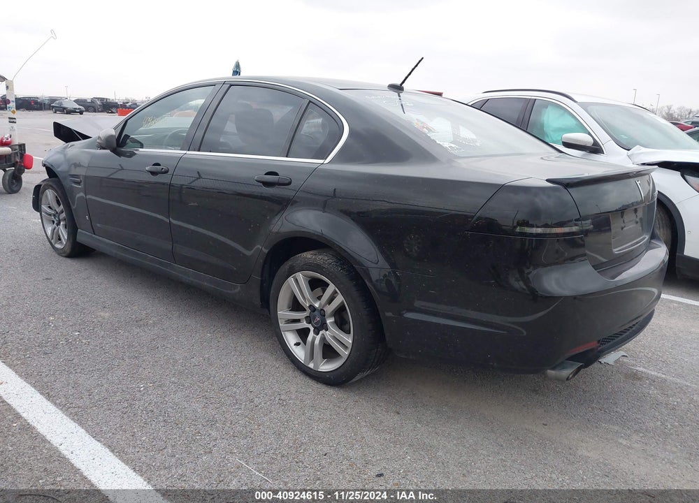 2009 PONTIAC G8 VIN: 6G2ER57719L190602