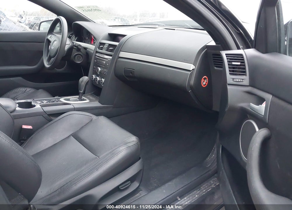 2009 PONTIAC G8 VIN: 6G2ER57719L190602