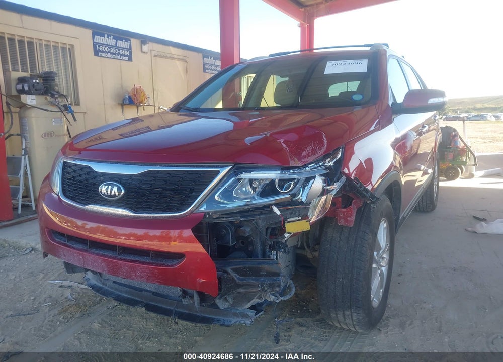 2014 KIA SORENTO LX VIN: 5XYKT3A6XEG437283