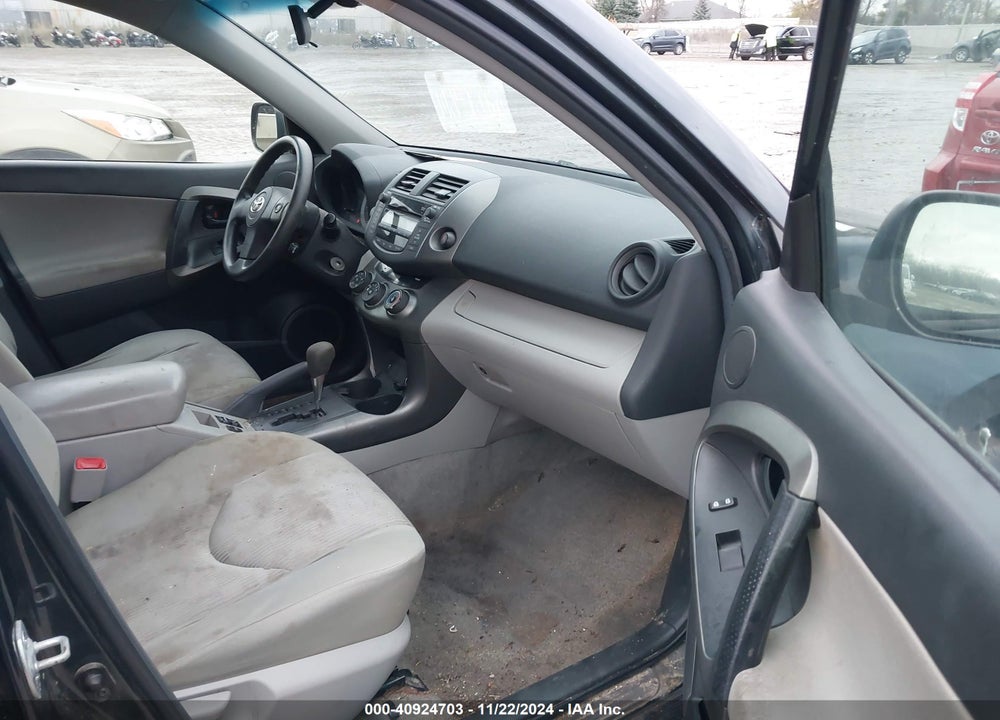 2011 TOYOTA RAV4 VIN: 2T3BF4DV9BW145279