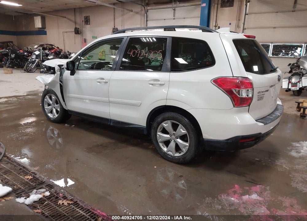 2016 SUBARU FORESTER VIN: JF2SJADC1GH460944