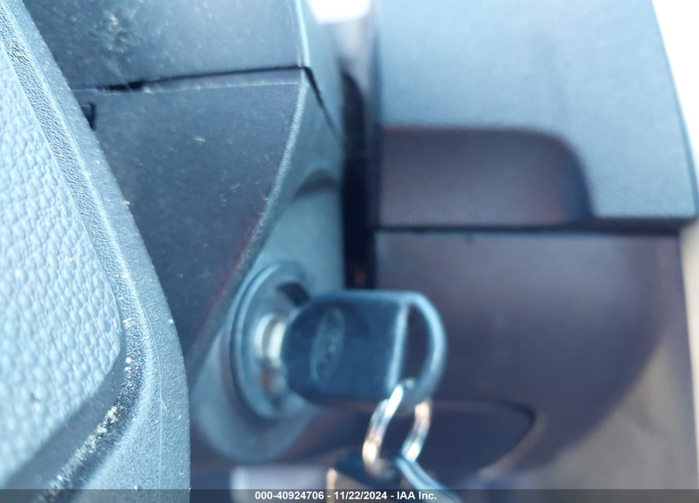 2011 FORD FOCUS SE VIN: 1FAHP3FN2BW193289