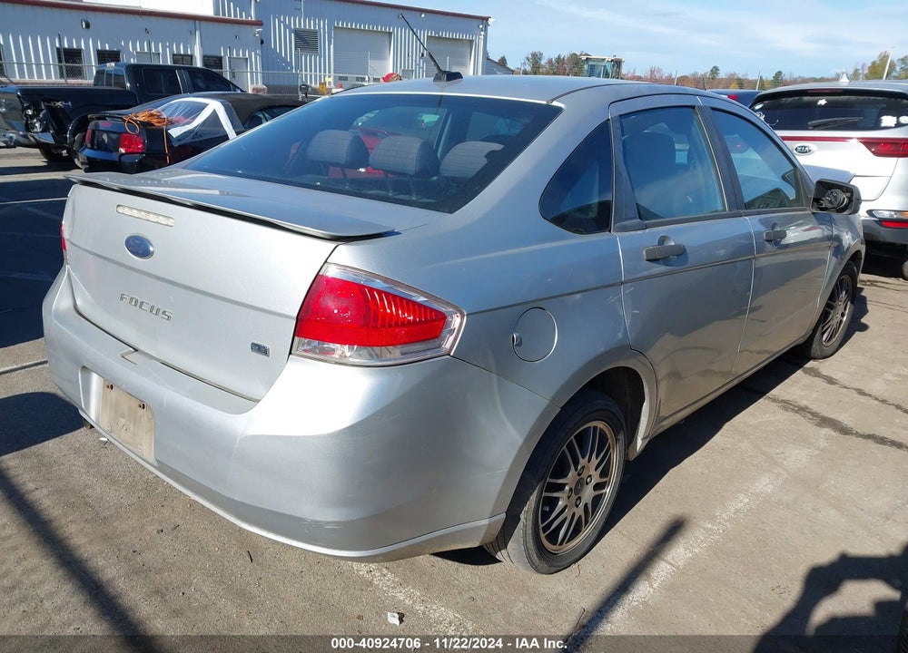 2011 FORD FOCUS SE VIN: 1FAHP3FN2BW193289