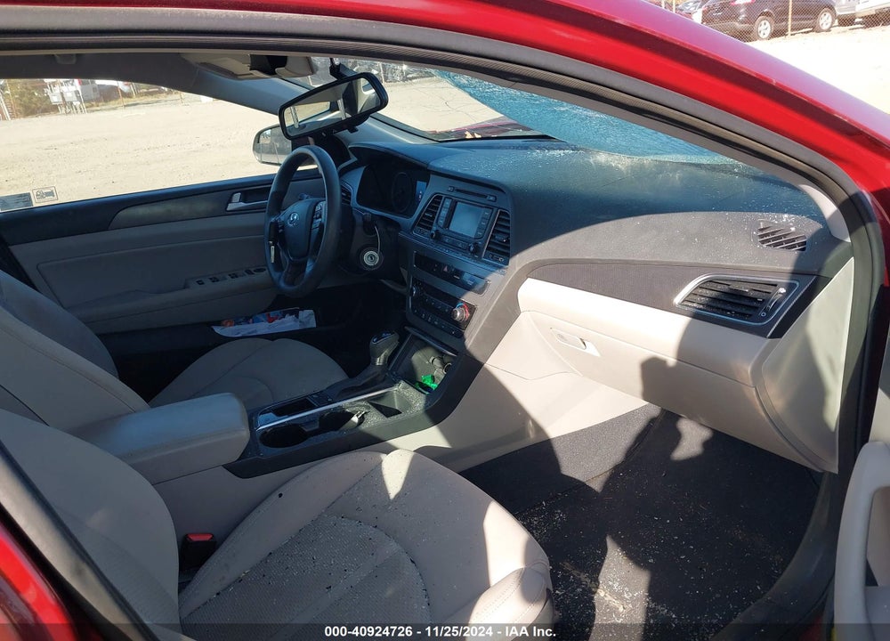 2015 HYUNDAI SONATA SPORT VIN: 5NPE34AF4FH063623