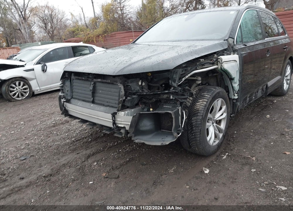 2017 AUDI Q7 3.0T PREMIUM VIN: WA1LAAF76HD022197
