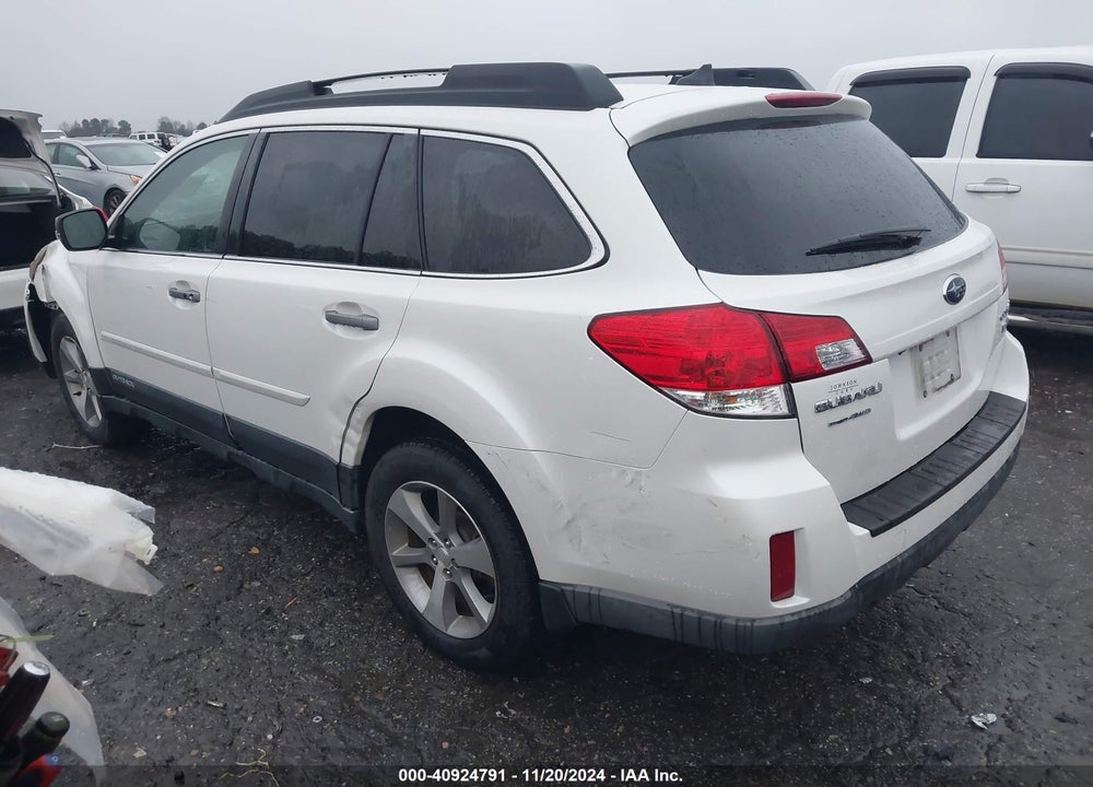 2013 SUBARU OUTBACK 3.6R LIMITED VIN: 4S4BRDSC4D2304631