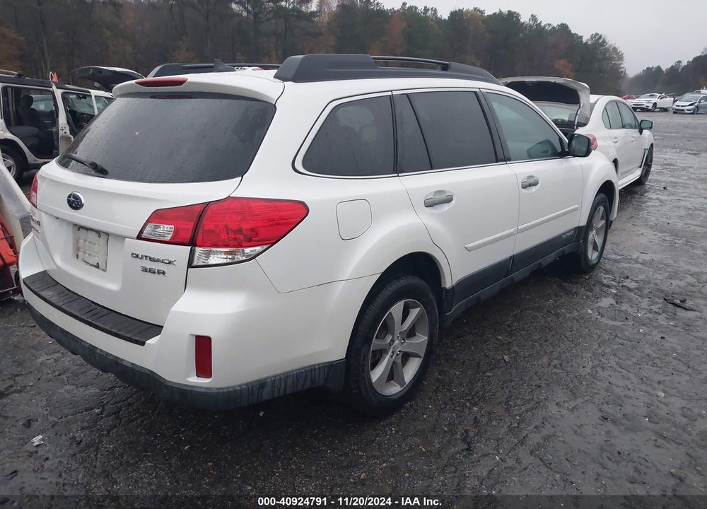 2013 SUBARU OUTBACK 3.6R LIMITED VIN: 4S4BRDSC4D2304631