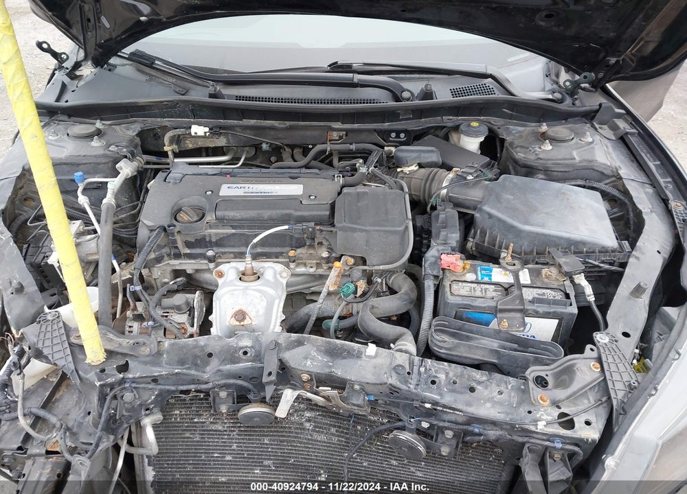 2015 HONDA ACCORD LX VIN: 1HGCR2F38FA120360