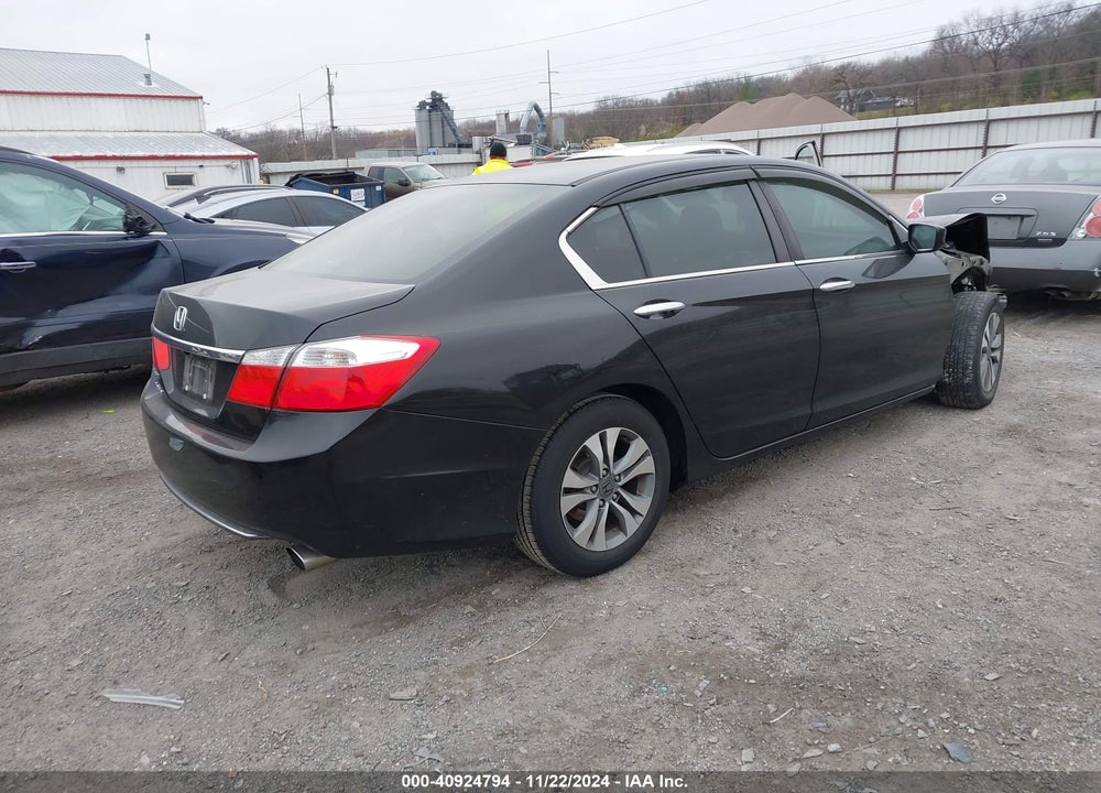 2015 HONDA ACCORD LX VIN: 1HGCR2F38FA120360