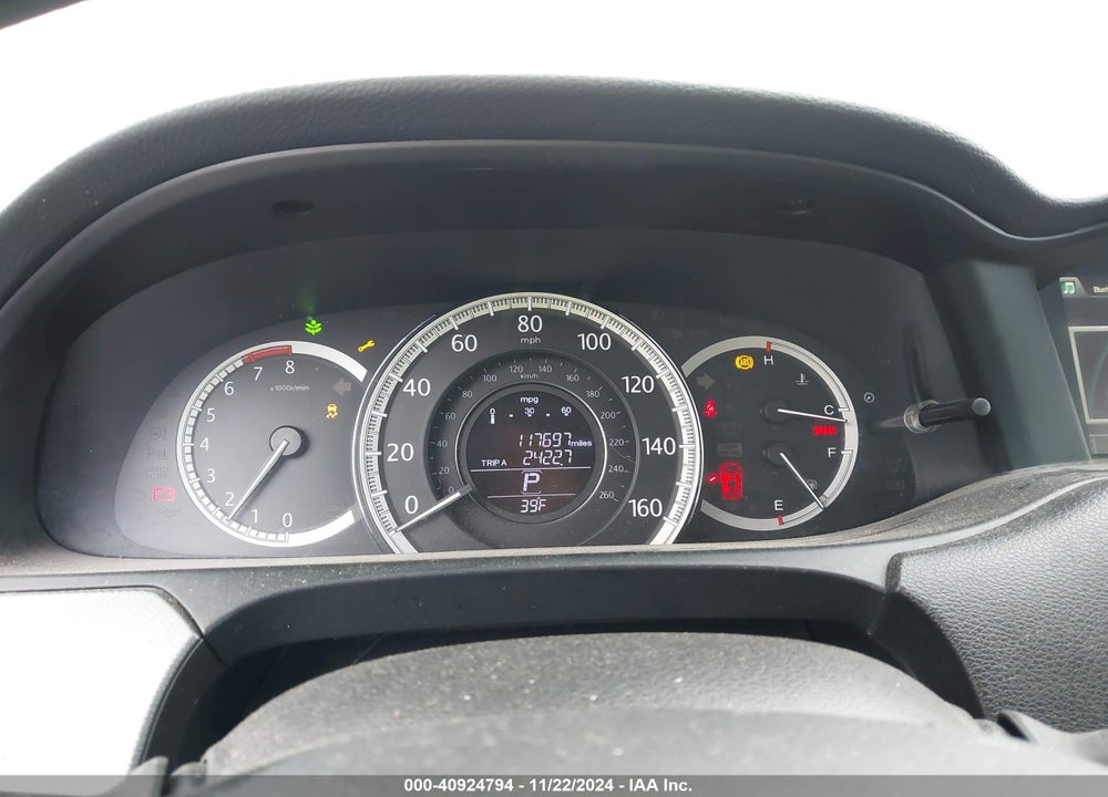 2015 HONDA ACCORD LX VIN: 1HGCR2F38FA120360