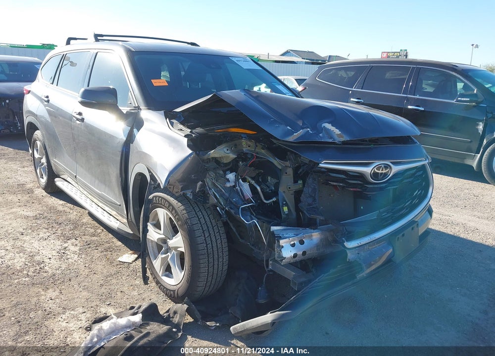 2021 TOYOTA HIGHLANDER LE VIN: 5TDZZRAHXMS083865