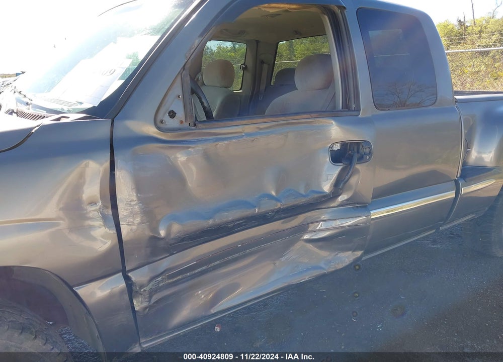 1999 GMC SIERRA 1500 SLE VIN: 1GTEK19T2XZ523805