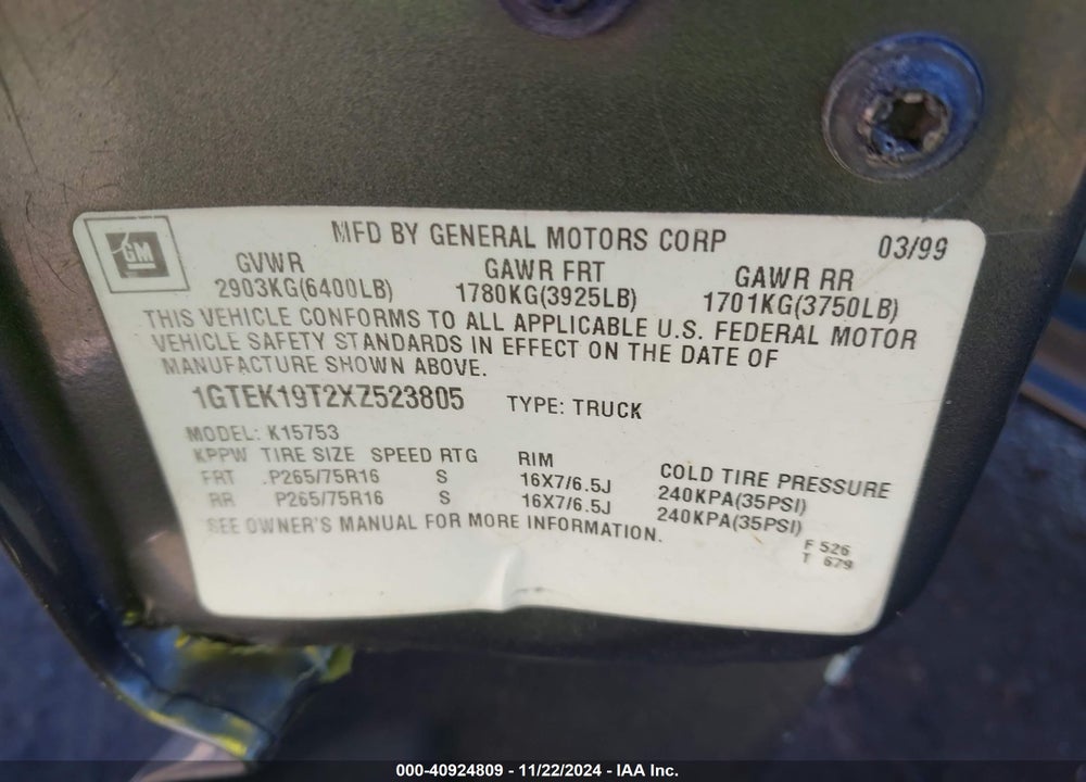 1999 GMC SIERRA 1500 SLE VIN: 1GTEK19T2XZ523805