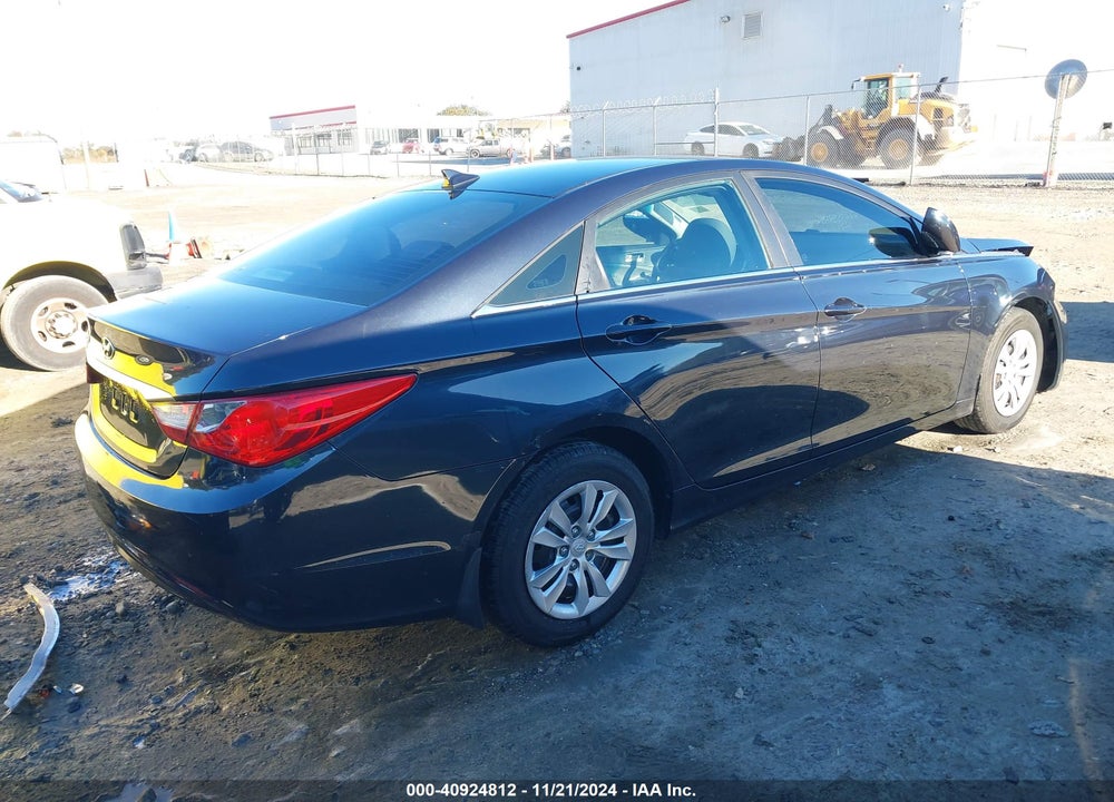 2012 HYUNDAI SONATA GLS VIN: 5NPEB4AC3CH335762