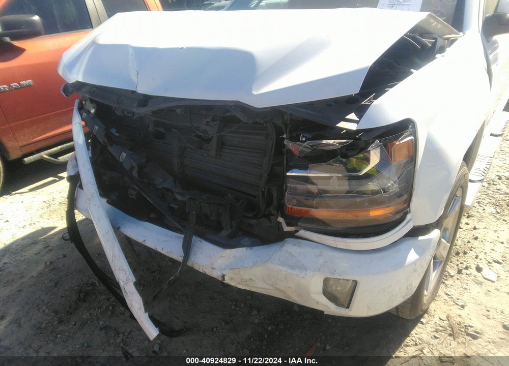 2017 CHEVROLET SILVERADO 1500 2LT VIN: 3GCUKREC3HG266901