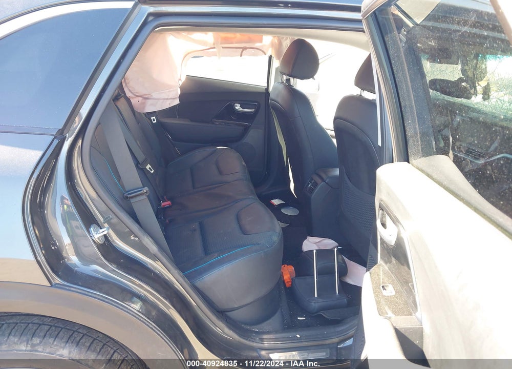 2022 KIA NIRO EV EX PREMIUM VIN: KNDCE3LG1N5121963