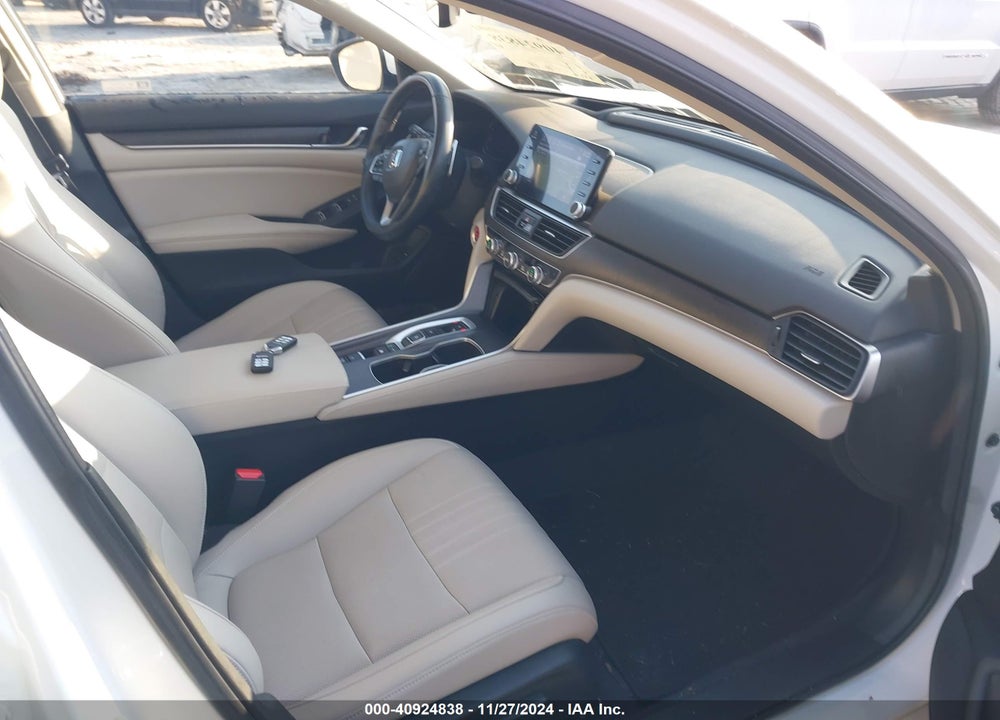 2022 HONDA ACCORD VIN: 1HGCV3F94NA000205