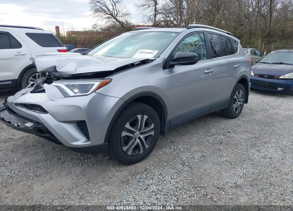2017 TOYOTA RAV4 LE VIN: 2T3BFREV6HW625655