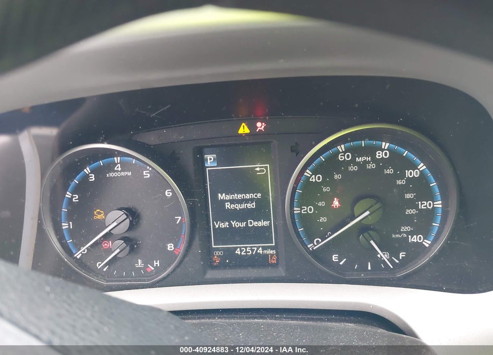2017 TOYOTA RAV4 LE VIN: 2T3BFREV6HW625655