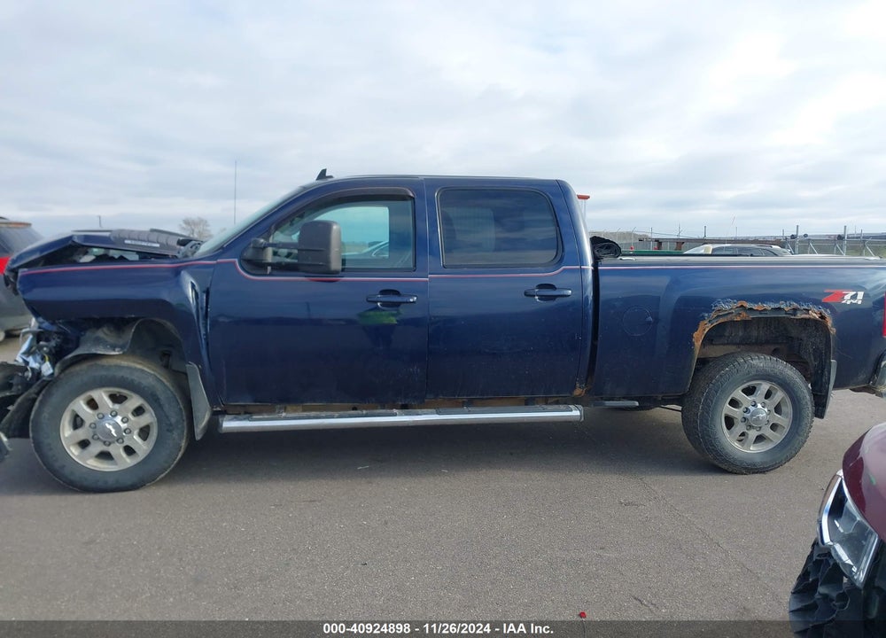 2011 CHEVROLET SILVERADO VIN: 1GC1KYEG3BF183834