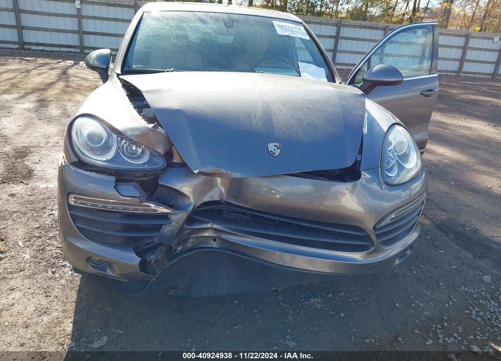 2011 PORSCHE CAYENNE S VIN: WP1AB2A20BLA54487
