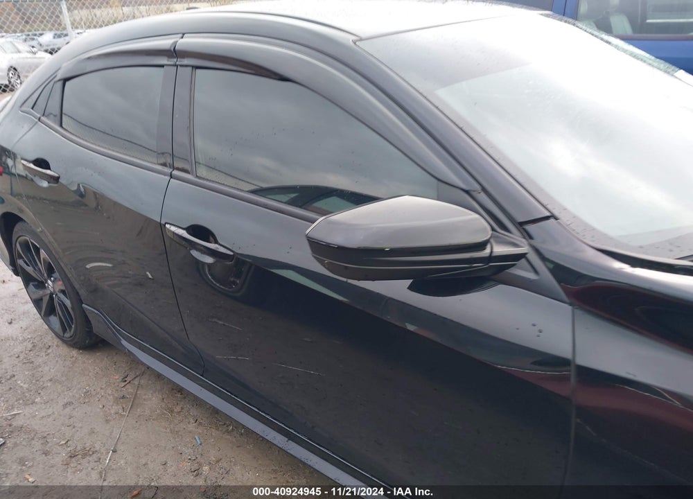 2018 HONDA CIVIC SPORT VIN: SHHFK7H44JU213961
